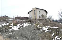 600 mp teren in zona Borhanci