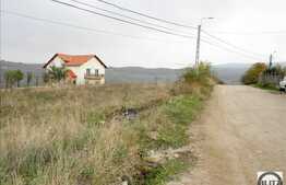 Teren de vanzare 2900 mp, front la 2 strazi