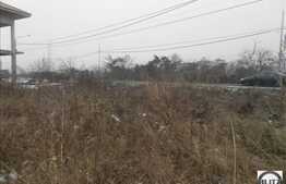 Teren de vanzare, 800 mp, zona linistita, utilitati la front!