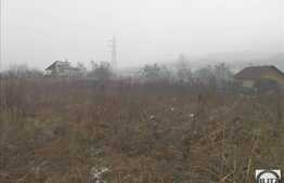 1500 mp cu front stradal de 17 ml, utilitatile pe teren, zona linistita!