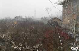 1500 mp cu front stradal de 17 ml, utilitatile pe teren, zona linistita!