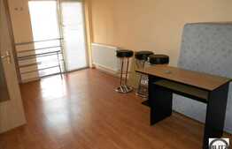 Apartament  de vanzare cu 3 camere,  86 mp, 1 garaj