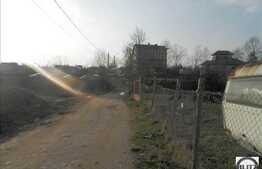 Teren de vanzare 1637 mp cu front de 52 ml. Utilitati la 100 ml