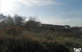 Vanzare teren 1645 mp, zona linistita! Utilitati la front! 22 ml front stradal!