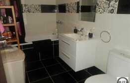 De vanzare 3 camere, 67 mp, balcon! Complet mobilat! Zona strazii Florilor!