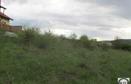 Teren de vanzare 809 mp, utilitati la front, zona de case