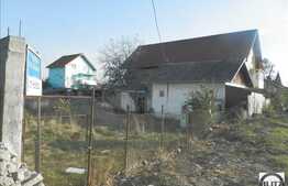 Teren de vanzare, 900 mp, cu front de 16 ml, ideal pentru constructia unui bloc!