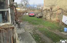 Teren de vanzare, 2400 mp, toate utilitatile, zona linistita de case