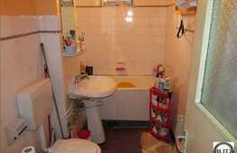 De vanzare apartament 3 camere, semidecomandat, 60 mp utili, zona Piata Hermes