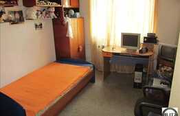 De vanzare apartament 3 camere, semidecomandat, 60 mp utili, zona Piata Hermes