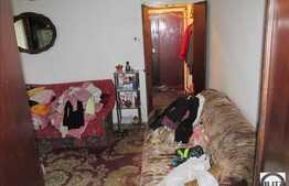 De vanzare apartament 3 camere, semidecomandat, 60 mp utili, zona Piata Hermes