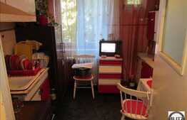 De vanzare apartament 3 camere, semidecomandat, 60 mp utili, zona Piata Hermes