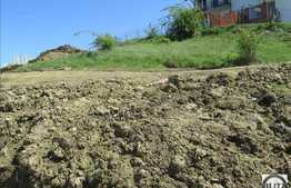 Teren de vanzare 592 mp, front 26 ml, CF, zona linistita!