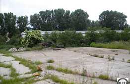 Teren cu constructie demolabila ! Pretabil Proiect Rezidential sau Hale !!