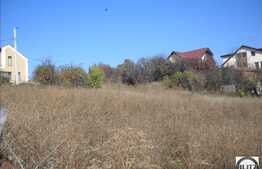 Zona exclusiv de case vile, 950 mp!