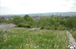 Vanzare teren intravilan cu 1000 mp, priveliste frumoasa