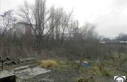 Teren cu toate utilitatile la front, 1100 mp, potrivit pentru o hala