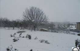 Vanzare teren in zona linistita, 2900 mp cu front de 40 ml