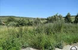 Vanzare teren 600 mp, 2 fronturi, zona linistita, nou dezvoltata