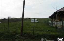 Vanzare 700 mp teren cu front de 53 ml, POT 35%, CUT 0.9