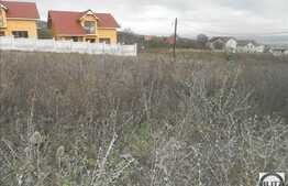 Teren de vanzare, 500 mp, front 15 ml, utilitati la front, zona linistita