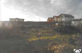 Teren de vanzare 500 mp, 19 ml front stradal! Potrivit pentru o casa!