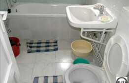 De vanzare apartament 49 mp utili, zona retrasa linistita