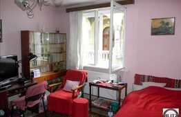 De vanzare apartament 49 mp utili, zona retrasa linistita