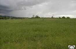 Vanzare teren 500 mp, zona linistita