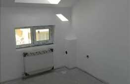 De vanzare apartament 3 camere, cu scara interioara, 70 mp utili