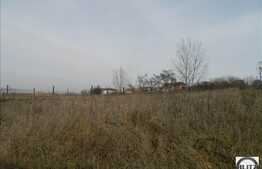 Teren de vanzare in zona linistita, 620 mp cu front la 2 strazi!