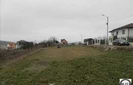 Teren de 500 mp, ideal pentru duplex, zona linistita!