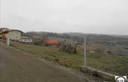 Teren de 500 mp, ideal pentru duplex, zona linistita!