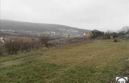 Teren de 500 mp, ideal pentru duplex, zona linistita!