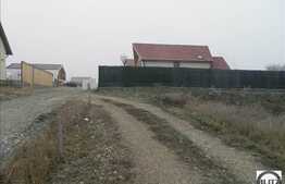 Carteirul Europa, 700 mp cu front de 16 ml. Toate utilitatile!