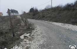 De vanzare teren in zona de case, 2300 mp cu front la 2 strazi!