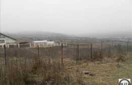 De vanzare teren in zona de case, 2300 mp cu front la 2 strazi!