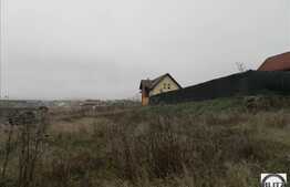 Teren cu casa demolabila, 1700 mp, front 20 ml, toate utilitatile