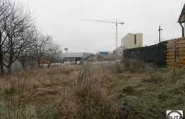 Teren cu casa demolabila, 1700 mp, front 20 ml, toate utilitatile