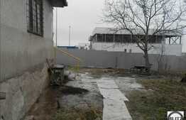 Teren cu casa demolabila, 1700 mp, front 20 ml, toate utilitatile
