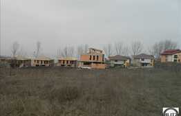 De vanzare teren, 550 mp, cu front de 17 ml, ideal case insiruite, duplex