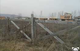 De vanzare teren, 550 mp, cu front de 17 ml, ideal case insiruite, duplex