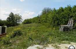 Teren de vanzare 600 mp, front 24 ml, cu priveliste deosebita, POT 35 % CUT 0.9