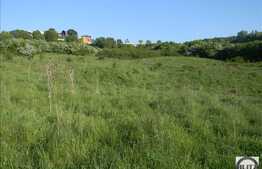 Teren 2 000 mp, front stradal 20 ml, utilitati in zona!