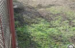 Vanzare teren, 450 mp, front 14 ml, zona linistita, necesita PUZ