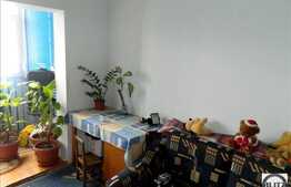 Apartament cu 2 camere, 53 mp, decomandat, zona Izlazului , cu boxa la subsol