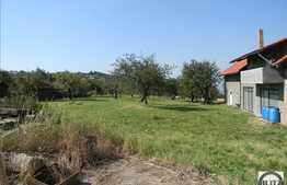 Vanzare teren, 5500 mp, zona linistita! Extras de Carte Funciara!