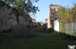 Zona cu potential in centru!