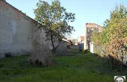 Zona cu potential in centru!