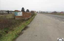 Teren intravilan, 12621 mp, front 33 ml, utilitati la front!